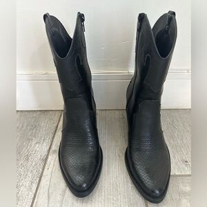 Size 7.5 Black Ankle Leather Cowboy Boots. Worn only once